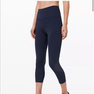 NWOT Pace Rival High-Rise Crop 22" (size 4)